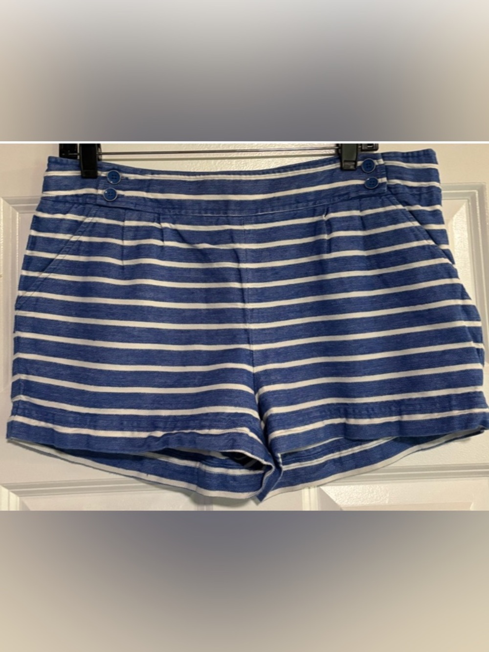 Vineyard Vines Linen Blend Striped Shorts, size 12